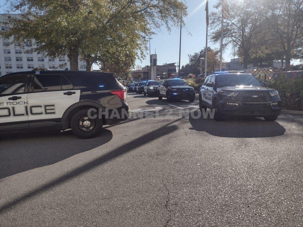 Police responding to ‘active aggressor’ at Park Plaza Mall in Little Rock