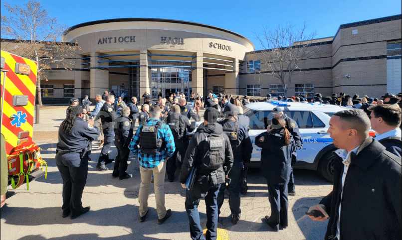 Nashville, TN – The Metro Nashville Police Department (MNPD) is currently investigating a shooting that occurred at Antioch High School on Wednesday morning, resulting in injuries to two students.According to MNPD officials, a student opened fire inside the school's cafeteria, striking two fellow students before sustaining a self-inflicted gunshot wound.