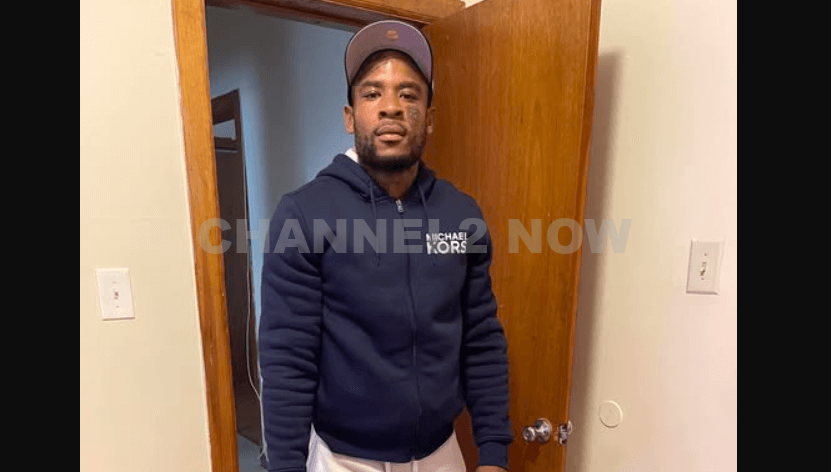 A fatal shooting in the early hours of the morning has claimed the life of 30-year-old Damario Davis near the intersection of Washington Boulevard and Laramie Avenue. The incident has prompted an active investigation by the Chicago Police Department.