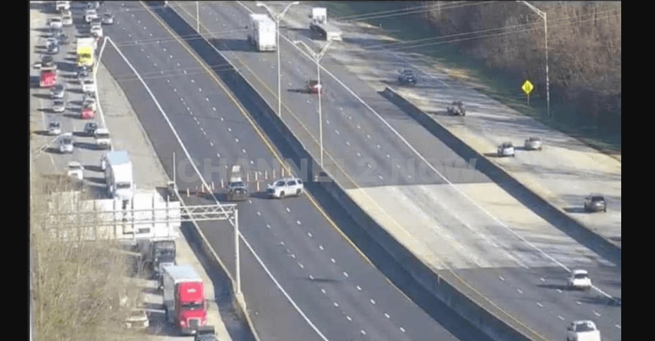 A significant portion of Interstate 85 in Greenville County, South Carolina, has been closed due to an unfolding situation involving a bomb threat.