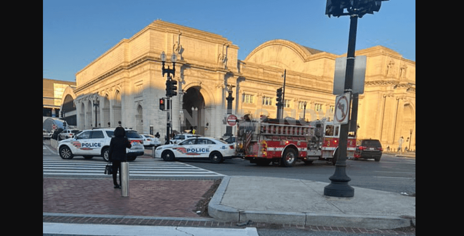 Washington, D.C. – Law enforcement agencies, including the U.S. Capitol Police (USCP) and Metropolitan Police Department (MPD), are actively investigating a fatal shooting that occurred at Union Station on Massachusetts Avenue NE.