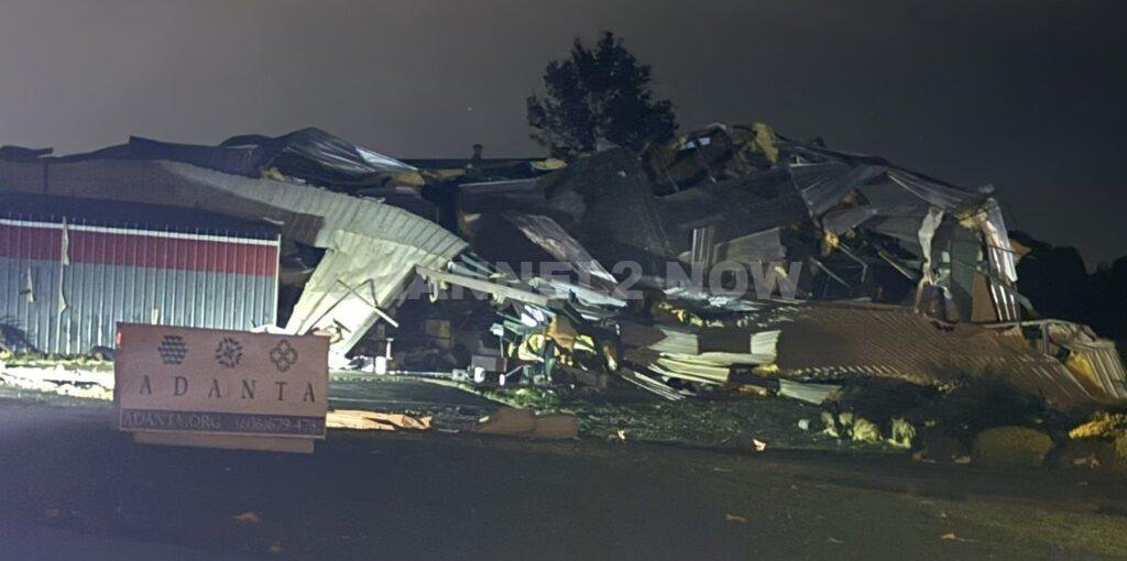 SOMERSET, KY — A mass casualty incident has been declared in Somerset, Kentucky, after a powerful tornado tore through the southern part of the city late Monday evening, causing widespread destruction and confirmed injuries.