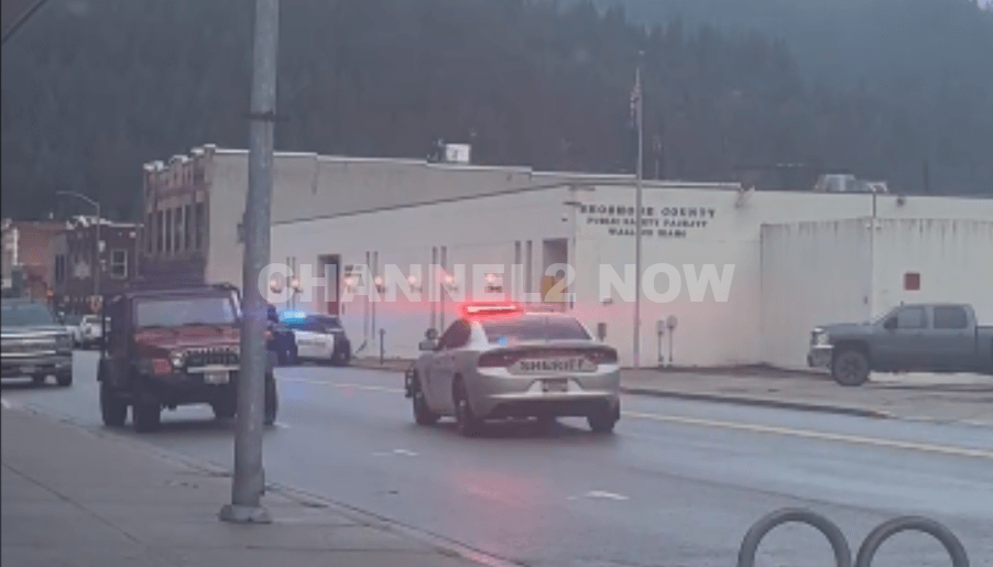 Active shooter reported at Shoshone County Courthouse in Wallace-700-bank-st-id