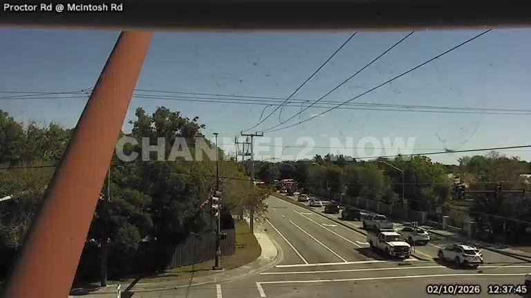 At least 4 killed, 1 injured after shooting at Sarasota Residence 4800 block of Fallcrest Circle