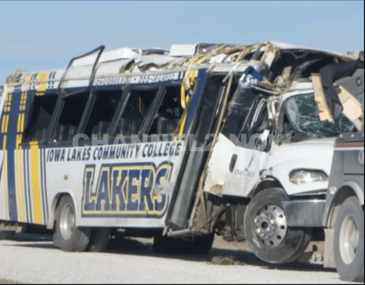 Tater Johnson killed after bus carrying Iowa Lakes Community College basketball team rolled over in Calhoun County