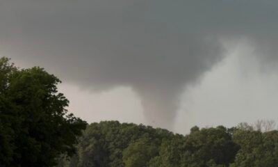 Large and dangerous PDS tornado moving into Sycamore, Kansas